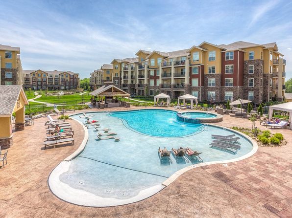 Lenexa Studio Apartments