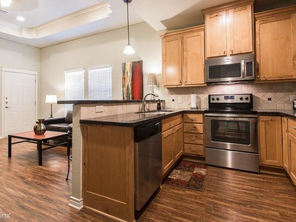 Furnished Apartments For Rent In Bryan Tx Zillow 4 0 Luxury Living 2650 Beck St Bryan Tx