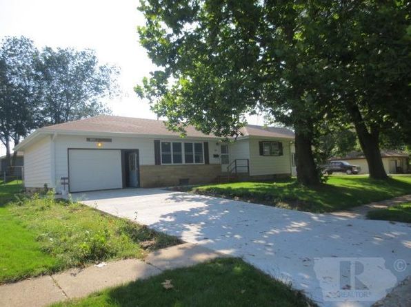 Carroll Real Estate - Carroll IA Homes For Sale | Zillow