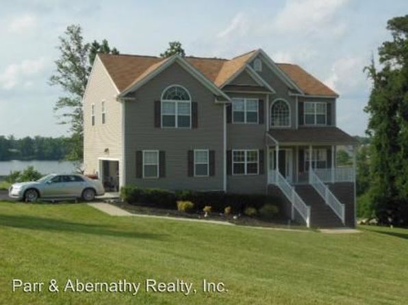 homes for rent bluefield va