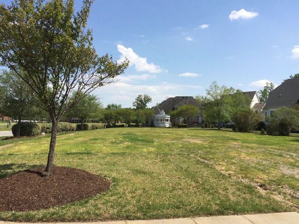 2104 Livingston St Suffolk Va 23435 Mls 10227782 Zillow