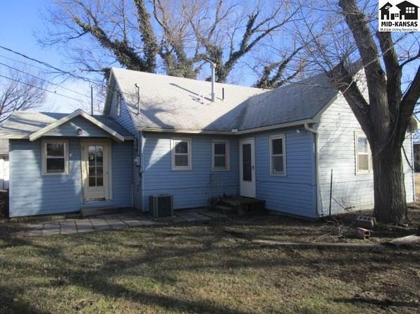 Hutchinson Real Estate - Hutchinson KS Homes For Sale | Zillow
