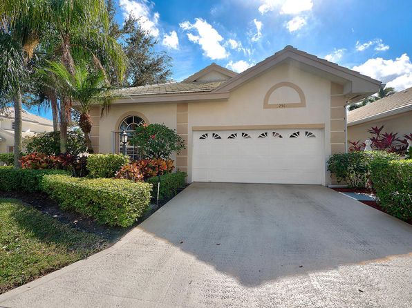 At Pga National - Palm Beach Gardens Real Estate - Palm Beach Gardens