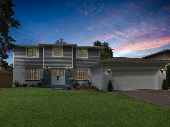 2 Car Garage - Troy Real Estate - Troy MI Homes For Sale | Zillow