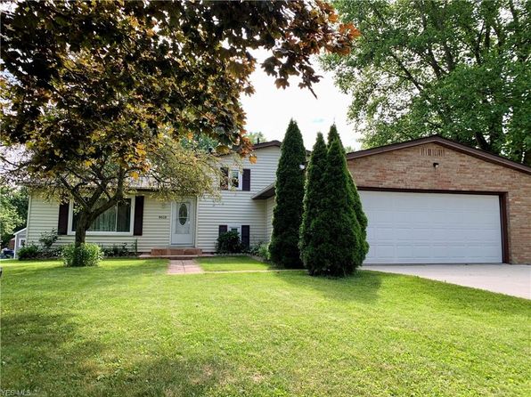 homes for sale in monticello north canton ohio
