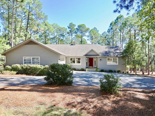 10 Kippen Ct Pinehurst Nc 28374 Zillow