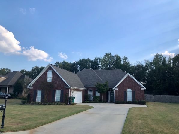 Large Bonus Room Tupelo Real Estate Tupelo Ms Homes For