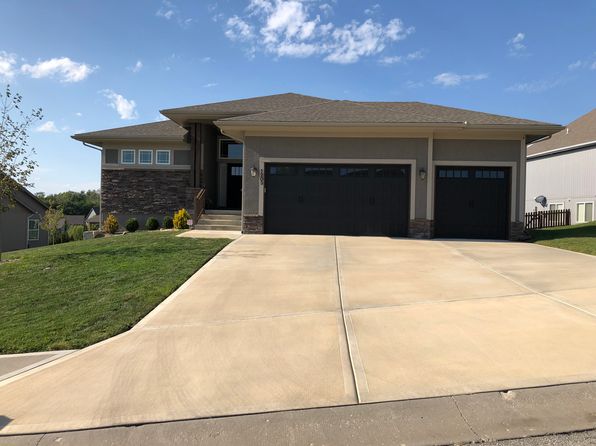 Pleasant Hill Real Estate - Pleasant Hill MO Homes For Sale | Zillow