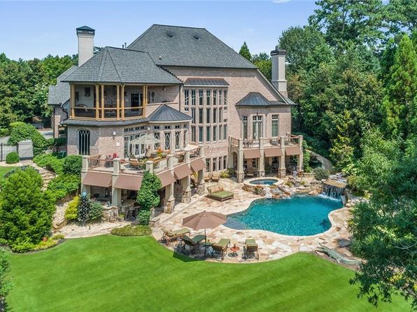 Peachtree Corners GA Luxury Homes For Sale - 151 Homes | Zillow