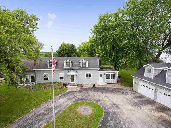 3627 Eaton Rd Green Bay Wi 54311 Zillow