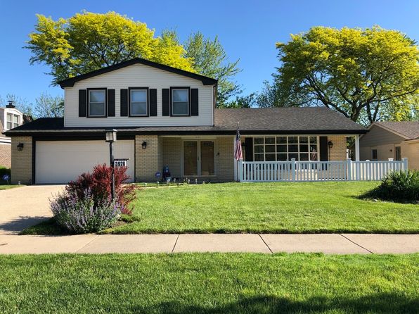 3926 Michael Ln Glenview Il 60026 Zillow