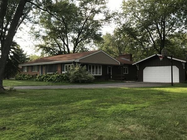 638 67th Pl Willowbrook Il 60527 Zillow