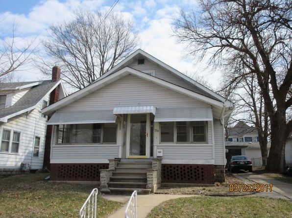 217 S Dement Ave, Dixon, IL 61021 | Zillow