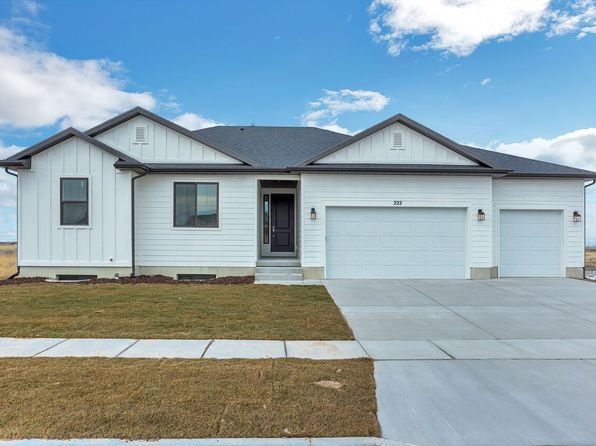 261 W Delgada Ln Stansbury Park Ut 84074 Mls 1570118 Zillow