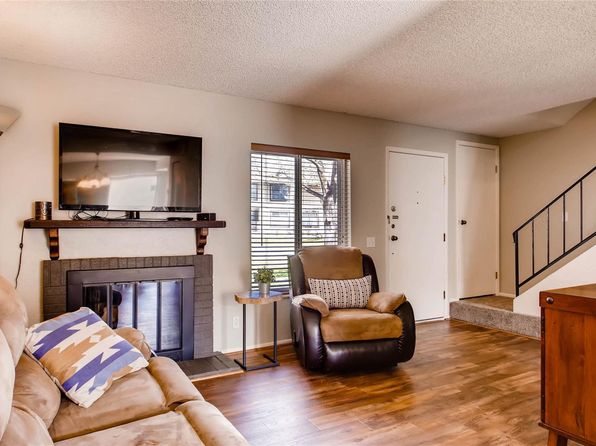 ranch homes for sale in aurora co