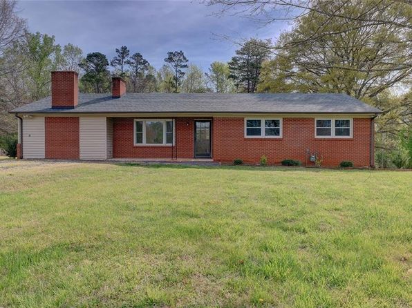 4165 Stonehenge Ln, Winston Salem, NC 27106 | Zillow