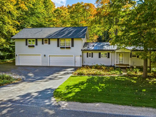 Charlevoix Real Estate - Charlevoix MI Homes For Sale | Zillow