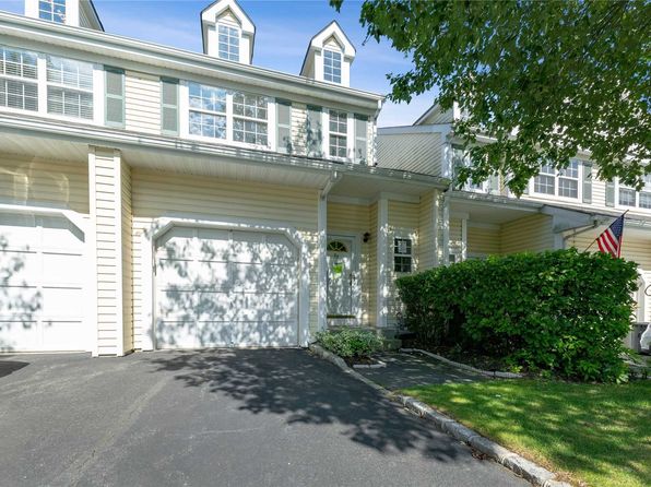 Smithtown Condos For Sale