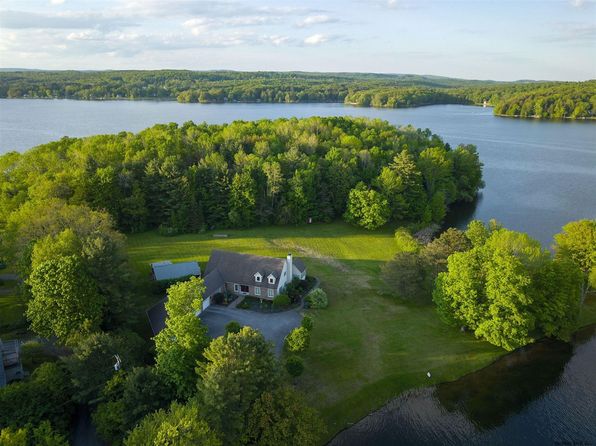 Galway Lake - Town of Galway Real Estate - 9 Homes For Sale | Zillow