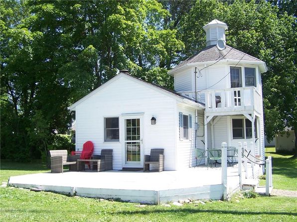 Port Bay Town Of Huron Real Estate 4 Homes For Sale Zillow