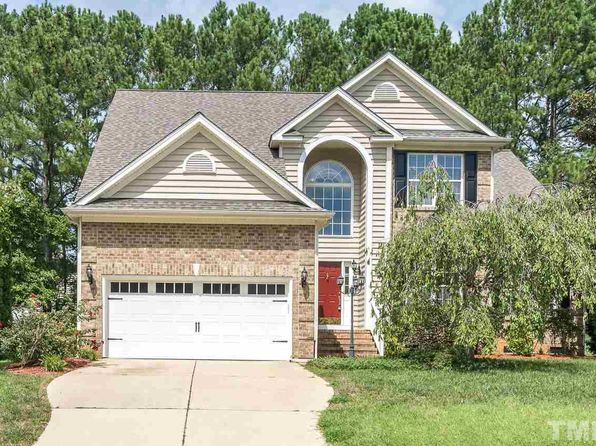 Butler Pantry Cary Real Estate Cary Nc Homes For Sale Zillow