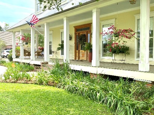 713 Mallard Cv New Iberia La 70560 Zillow