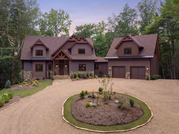 Large Barn Banner Elk Real Estate 8 Homes For Sale Zillow