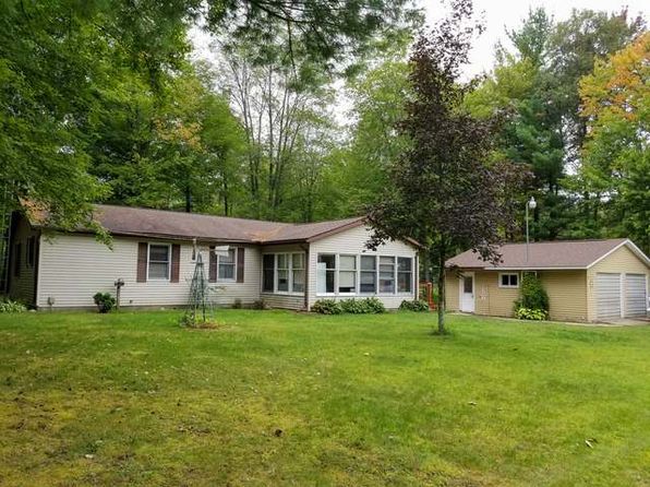Pole Barn Garage 48625 Real Estate 8 Homes For Sale Zillow