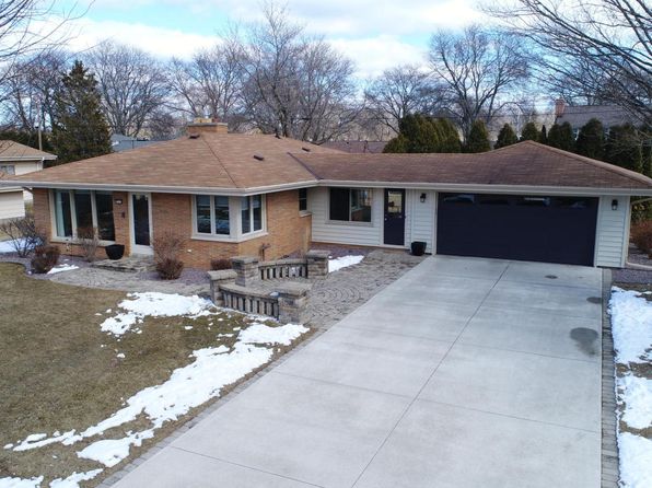 Fox Point Real Estate - Fox Point WI Homes For Sale | Zillow