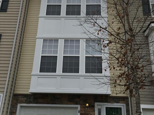 Townhomes For In Sterling Va 34 Als Zillow Townhouse For