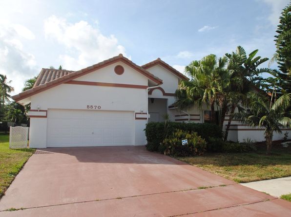 Houses For In Rainbow Lakes Boynton Beach 4 Homes Zillow House For