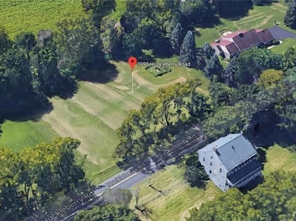 homes for sale in whitehall pa 15227