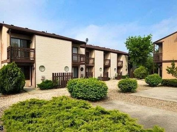 pleasantville apartments