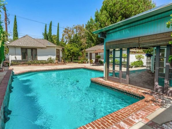 12414 Milbank St, Studio City, CA 91604 | Zillow