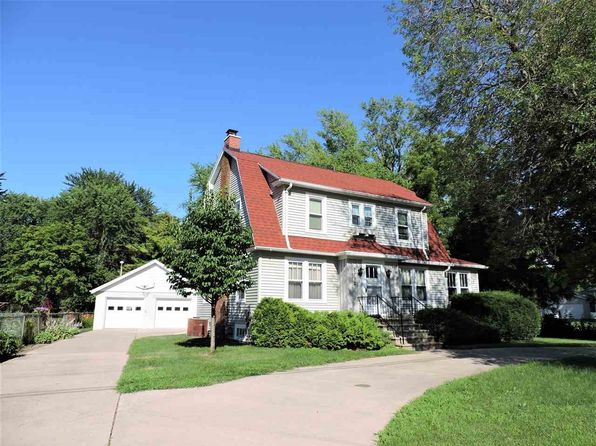 2782 Fond Du Lac Rd Oshkosh Wi 54902 Zillow