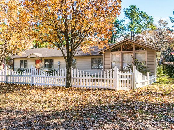 Lake Moultrie Bonneau Real Estate 13 Homes For Sale Zillow