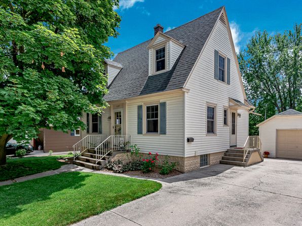 637 Mccolm St Plymouth Wi 53073 Zillow