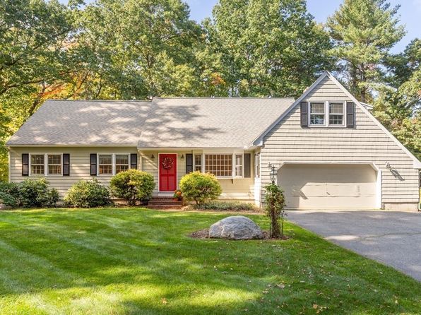 Chelmsford MA Single Family Homes For Sale - 24 Homes | Zillow