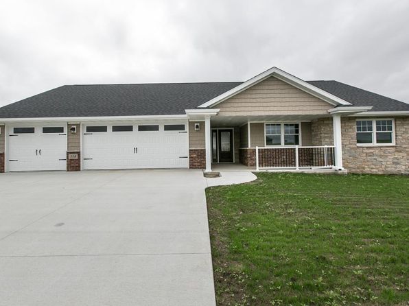 Bernard Real Estate Bernard Ia Homes For Sale Zillow