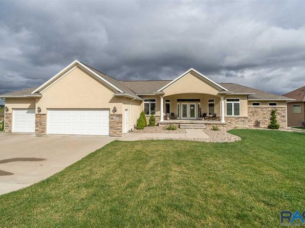 Sioux Falls SD Luxury Homes For Sale - 56 Homes | Zillow