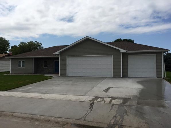 Holdrege Real Estate - Holdrege NE Homes For Sale | Zillow