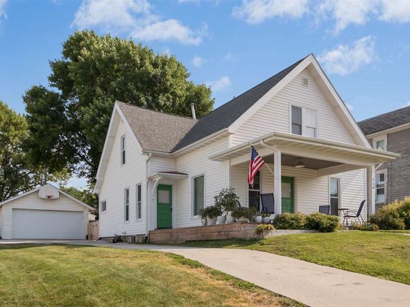 Zillow Oxford Iowa