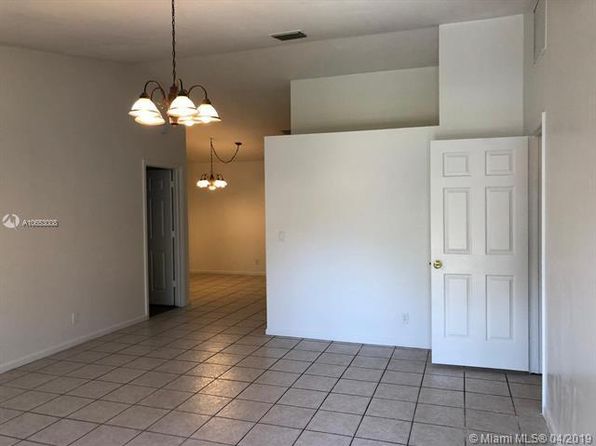 6157 Carthage Cir S Lake Worth Fl 33463 Zillow 6157 Carthage Cir S Lake Worth Fl 33463 Zillow