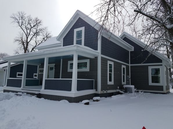 Clear Lake Real Estate - Clear Lake IA Homes For Sale | Zillow