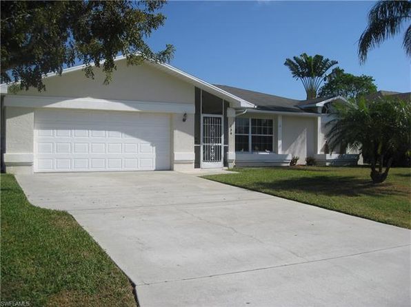 Cape Coral Fl Waterfront Homes For Sale 2734 Homes Zillow