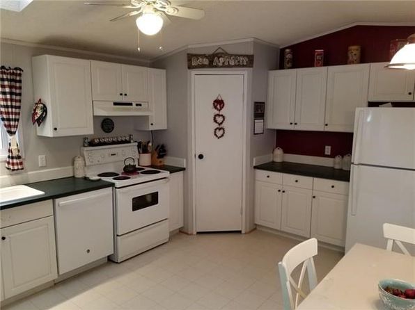 29 Kelsey Bay Brandon Mb R7a 2k8 Mls 1909496 Zillow