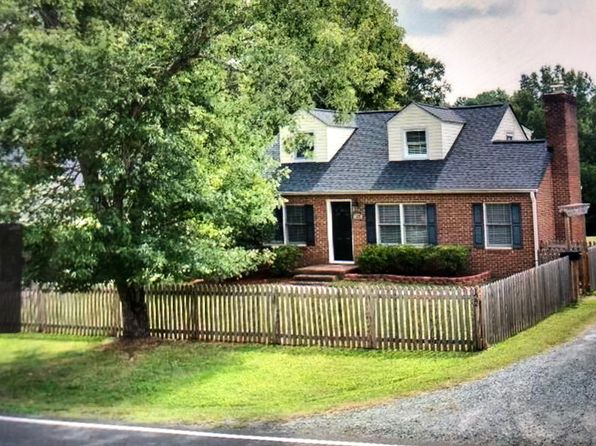 Singles in carrboro nc Which Michigan city was named in 'Top 10 Cities for Singles'?, The Scene