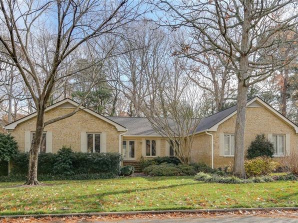 Gas Log Fireplace Virginia Beach Real Estate 6 Homes For Sale