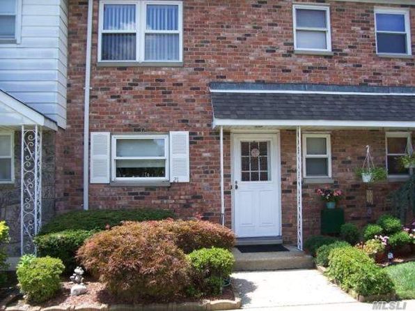 Valley Stream Ny Condos Apartments For Sale 17 Listings Zillow