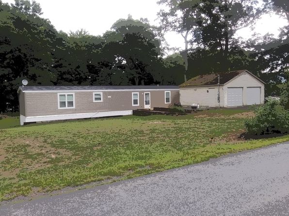 67 Oak St Drums Pa 18222 Zillow